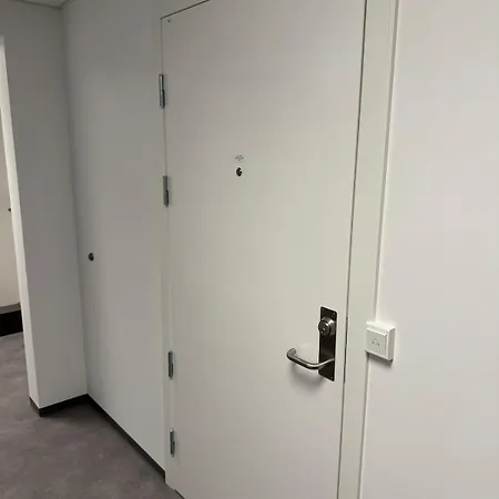 Oceanfront Stay, Large Balcony And Rooftop Access * ברגן