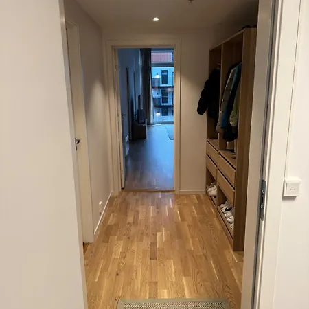 Oceanfront Stay, Large Balcony And Rooftop Access ברגן