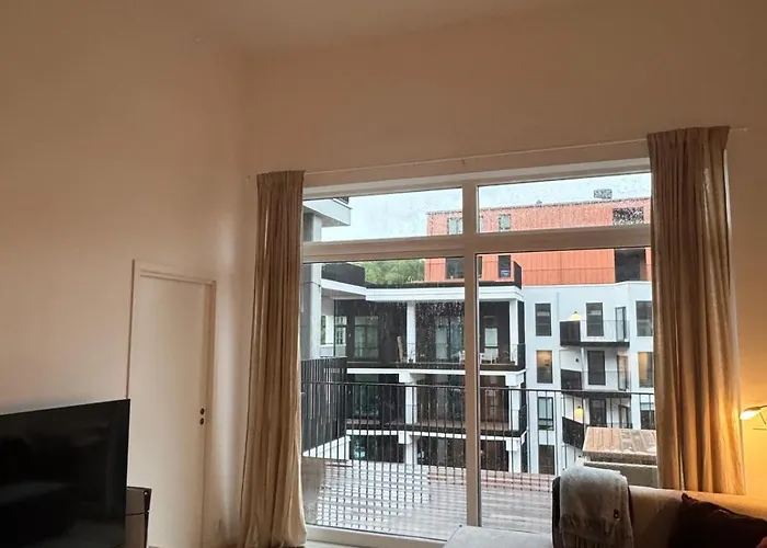 Oceanfront Stay, Large Balcony And Rooftop Access Apartament