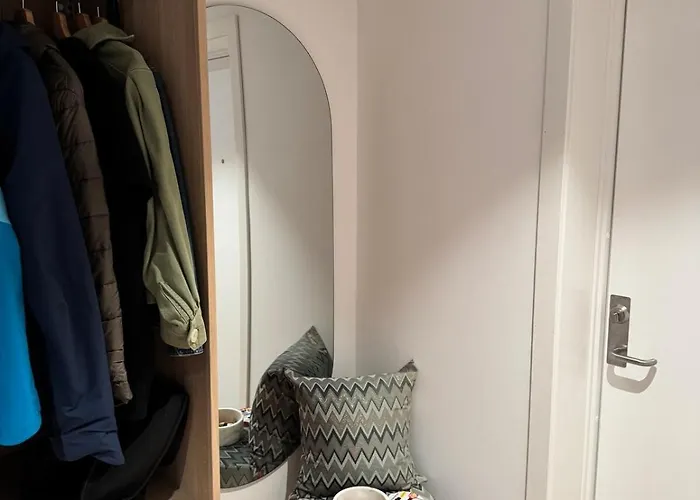 Oceanfront Stay, Large Balcony And Rooftop Access شقة برغن