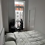 Oceanfront Stay, Large Balcony And Rooftop Access Lägenhet Bergen