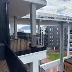 Oceanfront Stay, Large Balcony And Rooftop Access Bergen