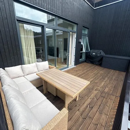 Lägenhet Oceanfront Stay, Large Balcony And Rooftop Access